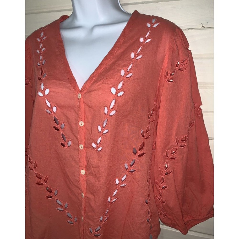 Lucky Brand Sz SMALL Cotton Eyelet Peasant Blouse Coral VNeck Balloon Sleeve EUC